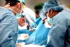 Στο Πειθαρχικό ο παιδοχειρουργός για το θάνατο του 11μηνου βρέφους της οικογένειας Kοσμαδάκη