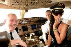 777 tour - Στα παρασκήνια με τη Rihanna