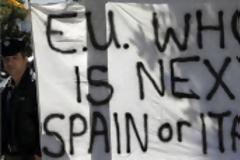 Επτά στους δέκα Κύπριους θέλουν έξοδο απο το Ευρώ