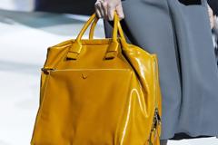 Fashion trend: Oversized τσάντα