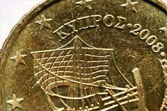 Κύπρος: Αναμένοντας την Ιστορία