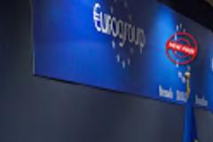 Σοβαρές καταγγελίες για το ρόλο που έπαιξε ο Στουρνάρας στην απόφαση του Eurogroup...!!!