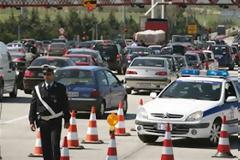 Στους δρόμους η Τροχαία για το τριήμερο