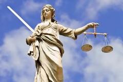 Υποχρεωτικό «Μάθημα» στους μαθητές της Δευτεροβάθμιας Εκπαίδευσης η απονομή της δικαιοσύνης