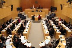 Κύπρος: Σε εξέλιξη σύσκεψη των πολιτικών αρχηγών στη Βουλή