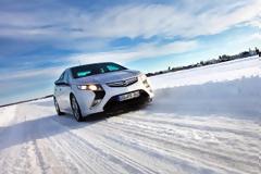 Το Opel Ampera στο Πολικό Ψύχος της Βαλτικής Θάλασσας