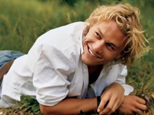 Φωτογραφία για Ένα μπλουζάκι στη μνήμη του Heath Ledger