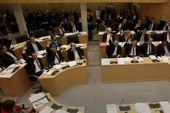 Εγκρίθηκαν τα εννέα νομοσχέδια από την κυπριακή βουλή
