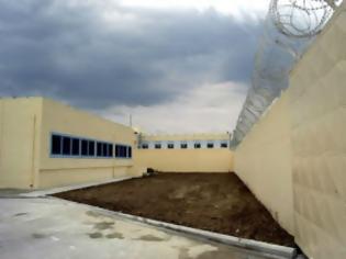 Φωτογραφία για Δυνάμεις των ΕΚΑΜ στις φυλακές Τρικάλων