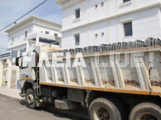 Φωτογραφία για Hλεία: Κάγκελα παντού - Σιδηρόφρακτες παρελάσεις σε Πύργο και Αμαλιάδα