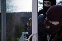 Συνελήφθησαν επ' αυτοφώρω στην έκτη διάρρηξη
