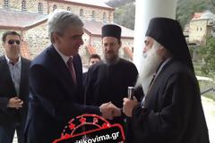 Στο Άγιο Όρος κρατικοί λειτουργοί με πρώην πρωθυπουργό και Σ. Κεδίκογλου