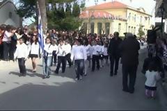 Έμειναν εκτός παρέλασης γιατί το λεωφορείο δεν έφτασε ποτέ!
