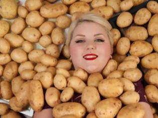 Φωτογραφία για Τρώει μόνο πατάτες: Έχει φάει... 13.000 σακιά μέχρι σήμερα!