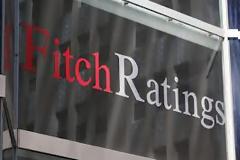 Υποβάθμιση των κυπριακών τραπεζών από τη Fitch