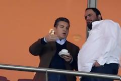 ΣΥΝΑΝΤΗΣΗ ΚΑΙ... ΕΚΠΛΗΞΗ ΓΙΑ ΜΑΡΙΝΑΚΗ ΑΠΟ ΤΟΥΣ ΒΕΤΕΡΑΝΟΥΣ ΤΟΥ ΘΡΥΛΟΥ