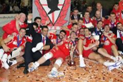 Το 14ο κύπελλο Ελλάδας Βόλεϊ Ανδρών στην ιστορία του πανηγυρίζει ο Ολυμπιακός....