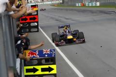 ΠΑΡΟΛΙΓΟ ΠΑΡΕΞΗΓΗΣΗ VETTEL-WEBBER
