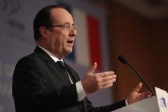 Ολάντ: Απόλυτη και αμετάκλητη αρχή η εγγύηση καταθέσεων