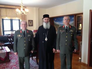 Φωτογραφία για Εθιμοτυπική επίσκεψη του Διοικητή Δ'ΣΣ στον Μητροπολίτη Αλεξανδρουπόλεως
