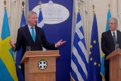 Καρλ Μπιλντ: Εντυπωσιακά τα αποτελέσματα της Ελλάδας