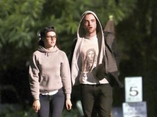 Φωτογραφία για Kristen Stewart- Robert Pattinson: Η βραδινή έξοδος του ζευγαριού που έδωσε τέλος στις φήμες