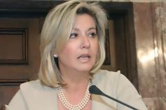 H Ζέτα Μακρή β' αντιπρόεδρος της Βουλής