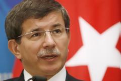 Νταβούτογλου: Διχοτόμηση της Κύπρου αν δεν μοιραστεί το φυσικό αέριο