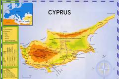 Τσεχοσλοβακία 1938, Κύπρος 2013 - του Μάριου Ευρυβιάδη
