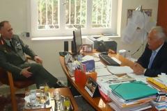 Στο δήμαρχο Χανίων ο νέος διοικητής V Μεραρχίας Κρητών