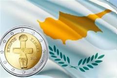 Οι λύκοι, τα σκυλιά και τα πρόβατα!