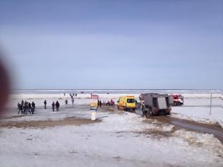 Φωτογραφία για Πανικός στη Λετονία! 500 άτομα παρασύρονται στη θάλασσα
