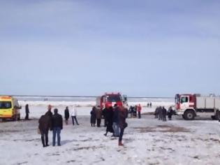 Φωτογραφία για Λετονία: Διάσωση-θρίλερ για 220 άτομα που παρασύρθηκαν πάνω σε κομμάτια πάγου