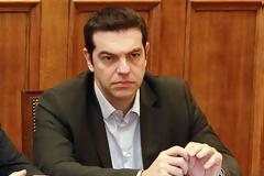 «Πρέπει να αναθεωρηθούν οι αποφάσεις της κυβέρνησης, ώστε να αποκατασταθεί η δυνατότητα αξιοπρεπούς επιβίωσης των στρατιωτικών και των οικογενειών τους»