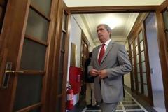 «Μέσω της ΔΕΗ θα εισπράττεται και το 2013 το χαράτσι»