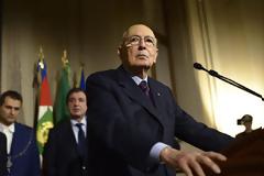 Στον αέρα η Ιταλία - Συνεχίζεται η ακυβερνησία