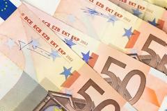 Τροποποιούνται στην Κύπρο τα περιοριστικά μέτρα στις συναλλαγές