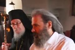 2910 – Κουρά Εσφιγμενίτη Μοναχού (φωτογραφίες)