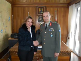 Φωτογραφία για ΚΑΣΤΟΡΙΑ - Τον νέο Διοικητή της 15ης Ταξιαρχίας ΠΖ, κ.Γρηγοριάδη επισκέφθηκε η Βουλευτής ΝΔ Μαρία Αντωνίου