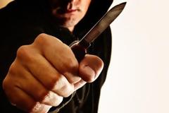 Πάτρα: Eφιαλτική νύχτα για ζευγάρι στη Δραγώλαινα - Tους απείλησαν με σουγιά και πασάλους