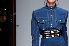 11+1 τρόποι για να φορέσετε το denim πουκάμισο