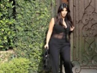 Φωτογραφία για ΣΚΑΝΔΑΛΟ: H ψεύτικη εγκυμοσύνη της Kim Kardashian!