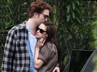 Φωτογραφία για Kristen Stewart- Robert Pattinson: Πιο ερωτευμένοι από ποτέ ξεκίνησαν μαθήματα γκολφ