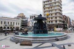 Πάτρα: Aσυνείδητοι κατέστρεψαν το Συντριβάνι της πλατείας Γεωργίου