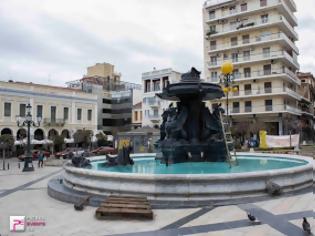 Φωτογραφία για Πάτρα: Aσυνείδητοι κατέστρεψαν το Συντριβάνι της πλατείας Γεωργίου