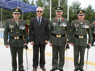 Φωτογραφία για Παράδοση – Παραλαβή Διοίκησης Κέντρου Εκπαιδεύσεως Τεθωρακισμένων