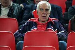 ΑΛΕΦΑΝΤΟΣ : ΑΧΡΩΜΟΣ, ΑΓΕΥΣΤΟΣ, ΑΝΟΣΤΟΣ ΣΤΑ ΧΑΦ Ο ΟΛΥΜΠΙΑΚΟΣ