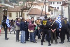 Χρυσή Αυγή: Απάντηση στη λάσπη των καθεστωτικών μέσων για τη διανομή στη Θάσο