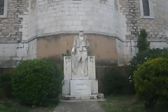 Η βεβήλωση του Μνημείου του Αγνωστου Στρατιώτη στη Λιβαδειά