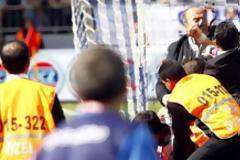 Ο τερματοφύλακας έκανε τον εισβολέα...μαύρο στο ξύλο!